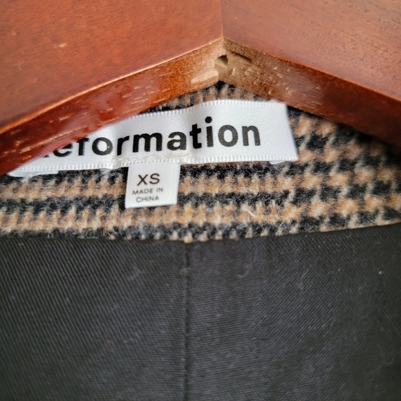 Reformation Dillon Jacket in Brown Plaid size XS - Picture 7 of 10